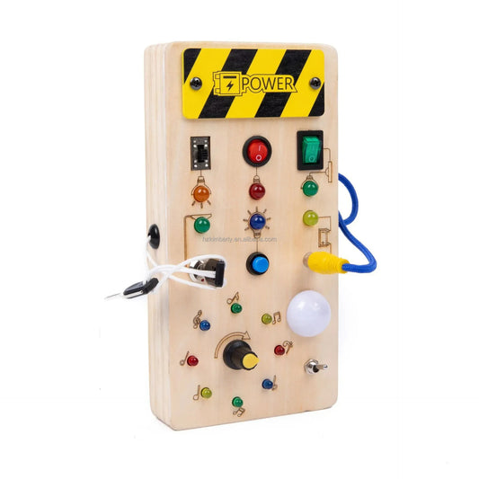 Houten Busy Board met LED lampjes en schakelaars